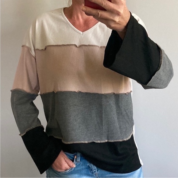 Waffle Knit, Color Block Long Sleeve Tunic Top - Picture 2 of 11